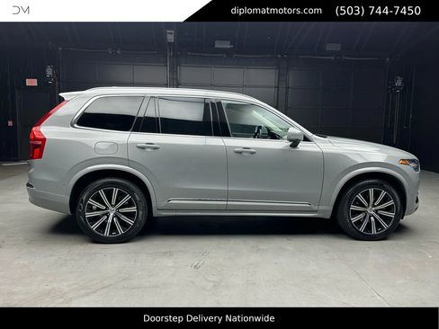 Used 2024 Volvo XC90 B6 Plus image 7