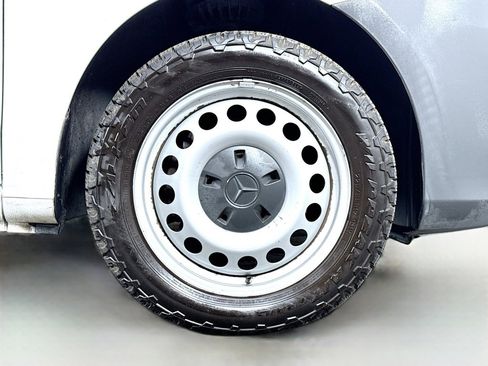 Used 2018 Mercedes-Benz Metris image 9