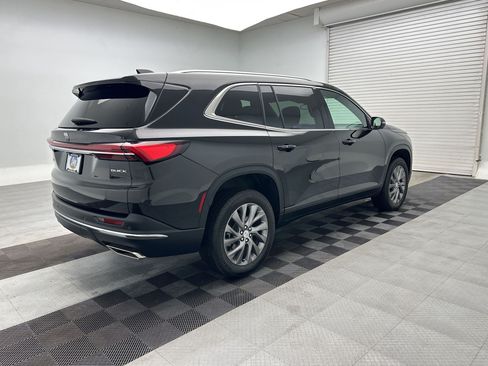 Certified 2026 Buick Enclave Preferred AWD/4WD image 9