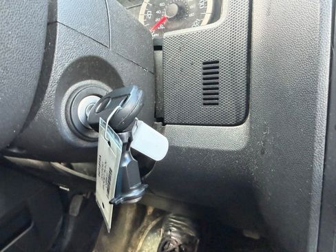 Used 2012 Ford Escape XLT w/ Class II Trailer Towing Pkg image 14