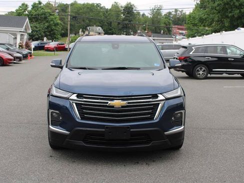 Used 2022 Chevrolet Traverse LT AWD/4WD image 3