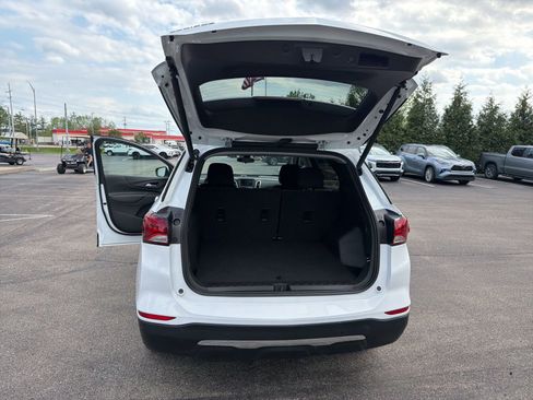 Used 2023 Chevrolet Equinox LT image 27