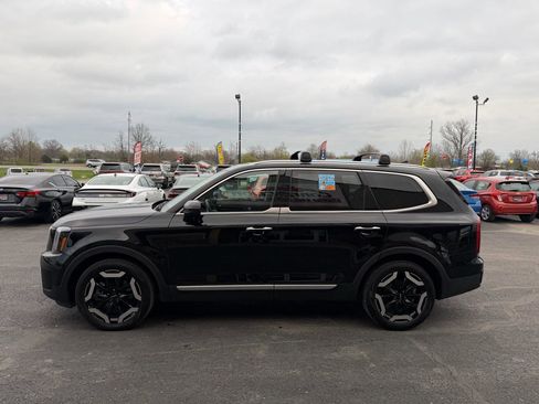Used 2025 Kia Telluride S image 9