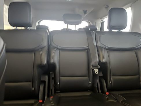 Used 2025 Ford Expedition Max Platinum image 36