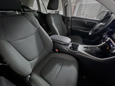 Used 2025 Toyota RAV4 LE image 30