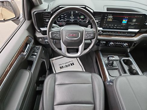 Used 2023 GMC Sierra 1500 Elevation w/ Elevation Premium Package AWD/4WD image 11