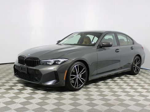 Used 2023 BMW 330i Sedan w/ M Sport Package RWD image 3