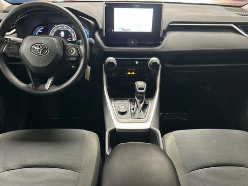 Used 2023 Toyota RAV4 LE AWD/4WD image 16