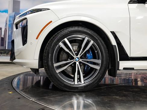 Used 2024 BMW X7 M60i w/ Executive Package AWD/4WD image 7
