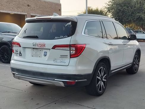 Used 2020 Honda Pilot Touring image 3