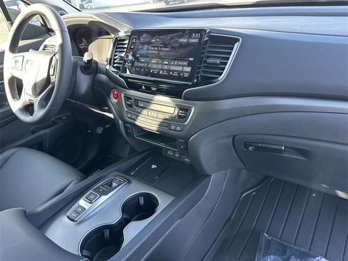 New 2025 Honda Ridgeline RTL+ image 15