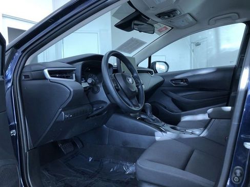 Certified 2025 Toyota Corolla LE image 10