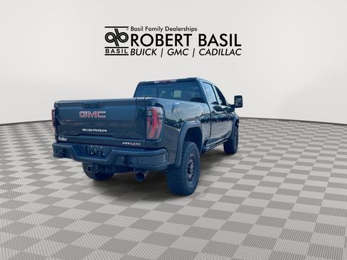Used 2024 GMC Sierra 2500 AT4X w/ AT4X AEV Edition AWD/4WD image 8