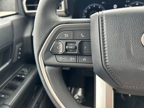 New 2026 Toyota 4Runner TRD Off-Road Premium AWD/4WD image 15
