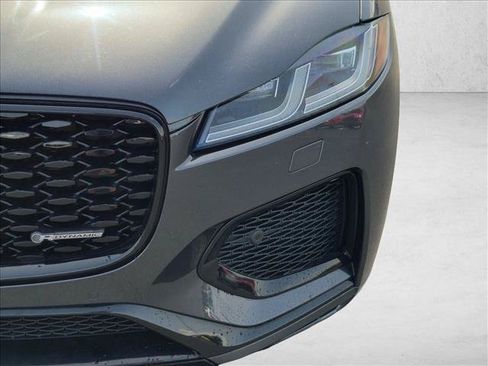 Used 2024 Jaguar F-PACE R-Dynamic S AWD/4WD image 9