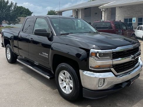 Used 2016 Chevrolet Silverado 1500 LT w/ All Star Edition AWD/4WD image 2