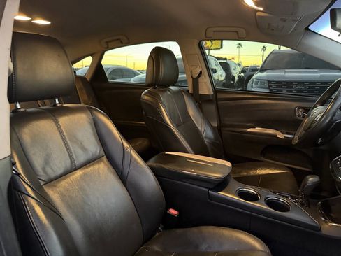 Used 2016 Toyota Avalon XLE image 28