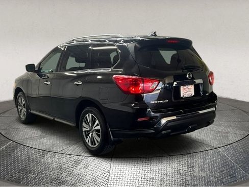Used 2020 Nissan Pathfinder S image 6