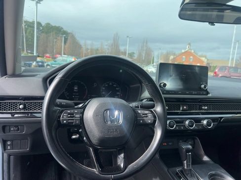 Certified 2022 Honda Civic EX image 16