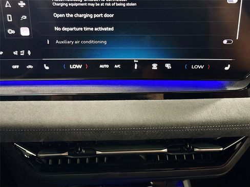 Certified 2025 Audi SQ6 e-tron Prestige w/ Red Edition One image 16