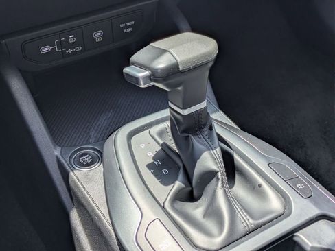 Used 2025 Kia K4 FWD image 23
