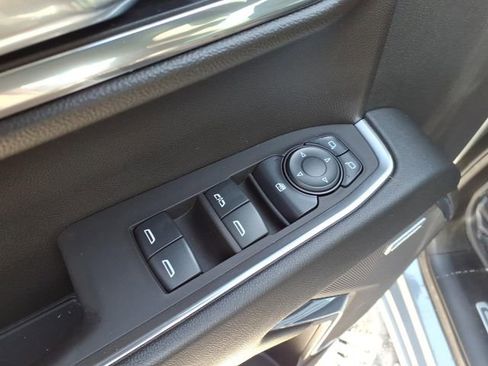 Used 2025 Chevrolet Silverado 1500 LT Trail Boss w/ LT Trail Boss Premium Package image 19