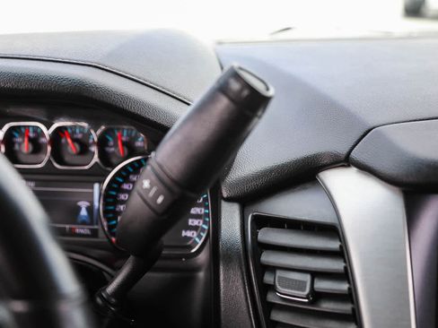 Used 2020 GMC Yukon XL SLT image 20