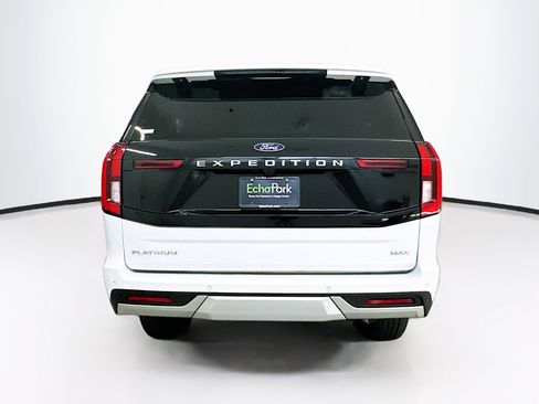 Used 2025 Ford Expedition Max Platinum image 7