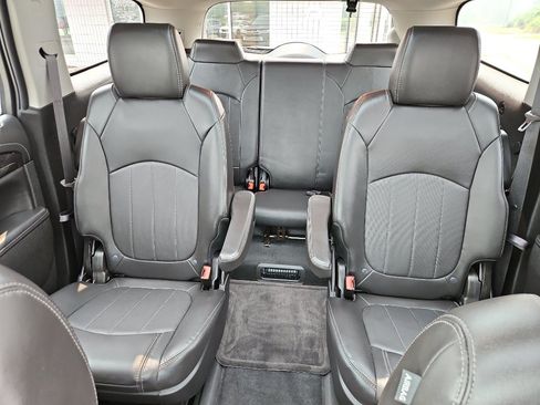 Used 2017 Buick Enclave Premium w/ Experience Buick Package AWD/4WD image 17