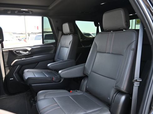 Used 2024 Chevrolet Tahoe RST w/ Luxury Package RWD image 20