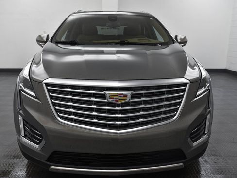 Used 2018 Cadillac XT5 Platinum w/ Driver Assist Package image 2