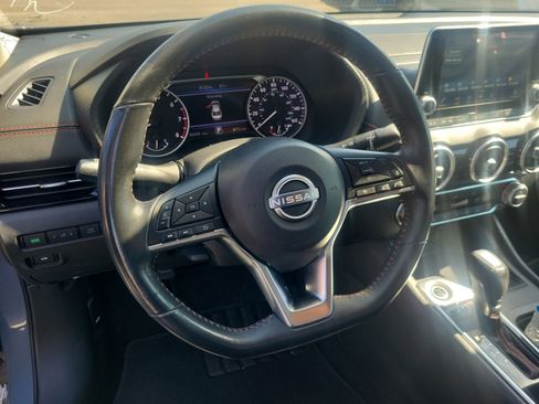 Used 2024 Nissan Sentra SR FWD image 26