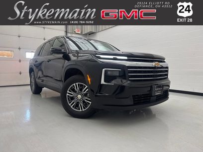 Used 2025 Chevrolet Traverse LT