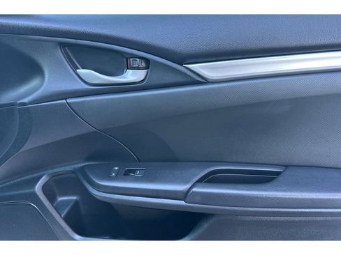 Used 2021 Honda Civic Sport image 18