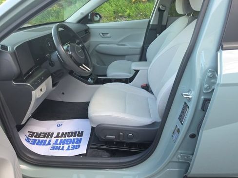 Used 2024 Hyundai Kona SEL w/ Convenience Package AWD/4WD image 13