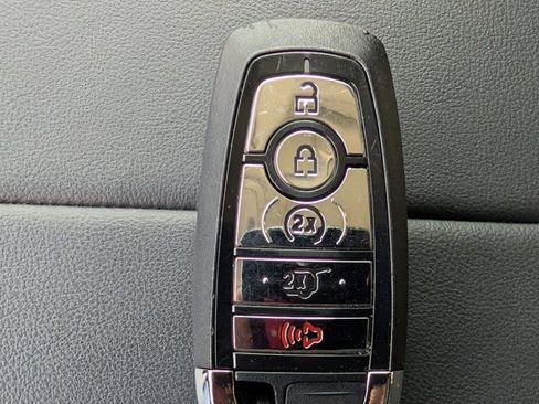 Used 2024 Lincoln Nautilus Reserve w/ Equipment Group 202A image 29