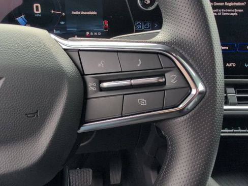 New 2026 Chevrolet Equinox EV LT image 18