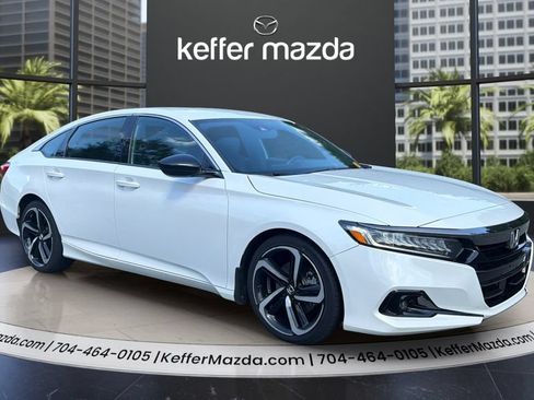 Used 2022 Honda Accord Sport image 1