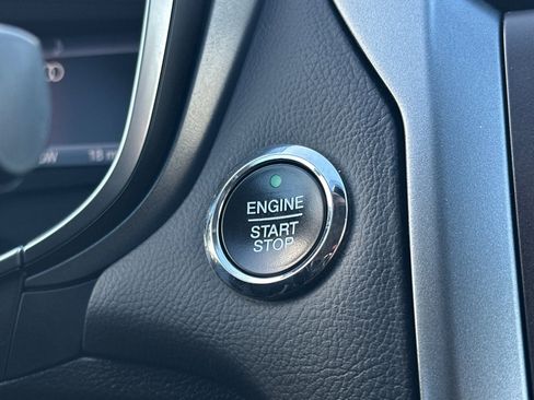 Used 2016 Ford Fusion Energi Titanium image 20