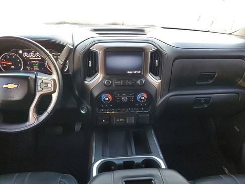 Used 2022 Chevrolet Silverado 2500 High Country w/ Z71 Off-Road Package AWD/4WD image 14