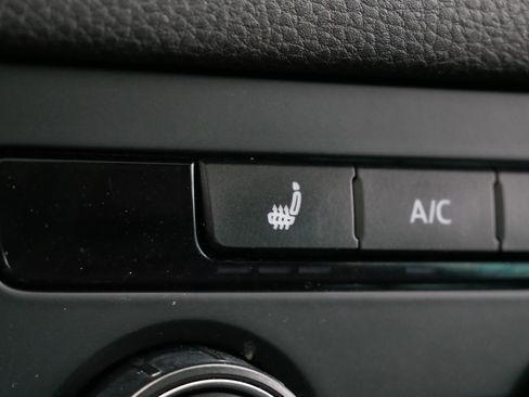 Used 2015 Volkswagen Tiguan SE AWD/4WD image 30