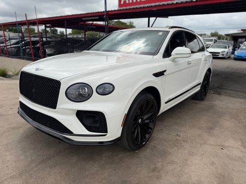 Used 2021 Bentley Bentayga Speed AWD/4WD image 1