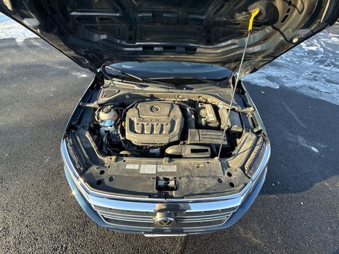 Used 2020 Volkswagen Passat 2.0T SEL image 27