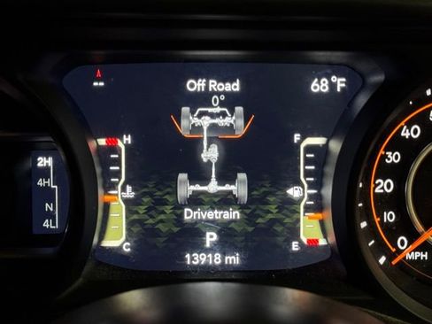 Used 2025 Jeep Wrangler Unlimited Sport w/ Convenience Group image 15