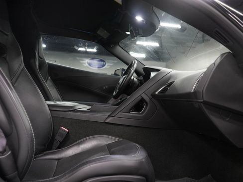 Used 2014 Chevrolet Corvette Stingray Coupe RWD image 15