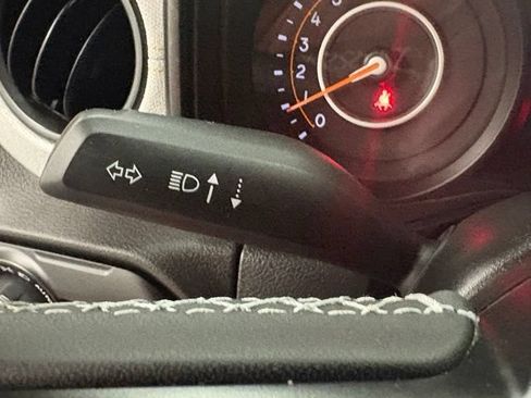 Used 2025 Jeep Wrangler Unlimited Sport AWD/4WD image 19