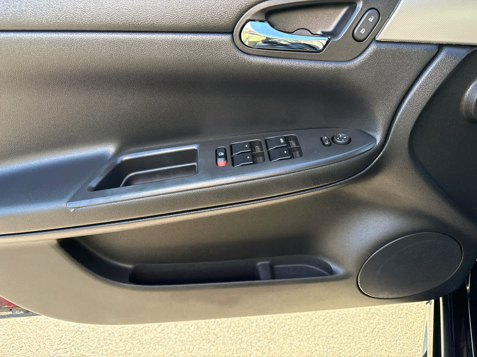 Used 2014 Chevrolet Impala Police FWD image 10