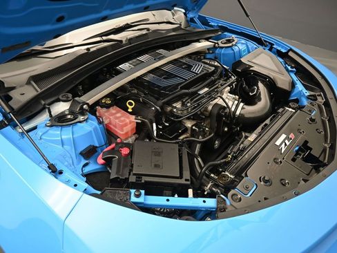 Used 2022 Chevrolet Camaro ZL1 image 47