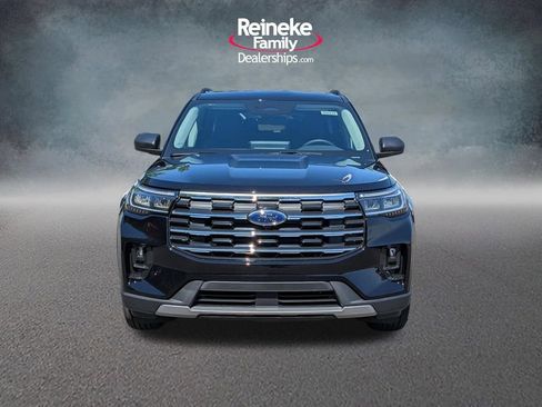 New 2026 Ford Explorer Active w/ Active Comfort Package AWD/4WD image 2