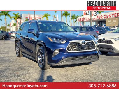 Used 2023 Toyota Highlander XLE